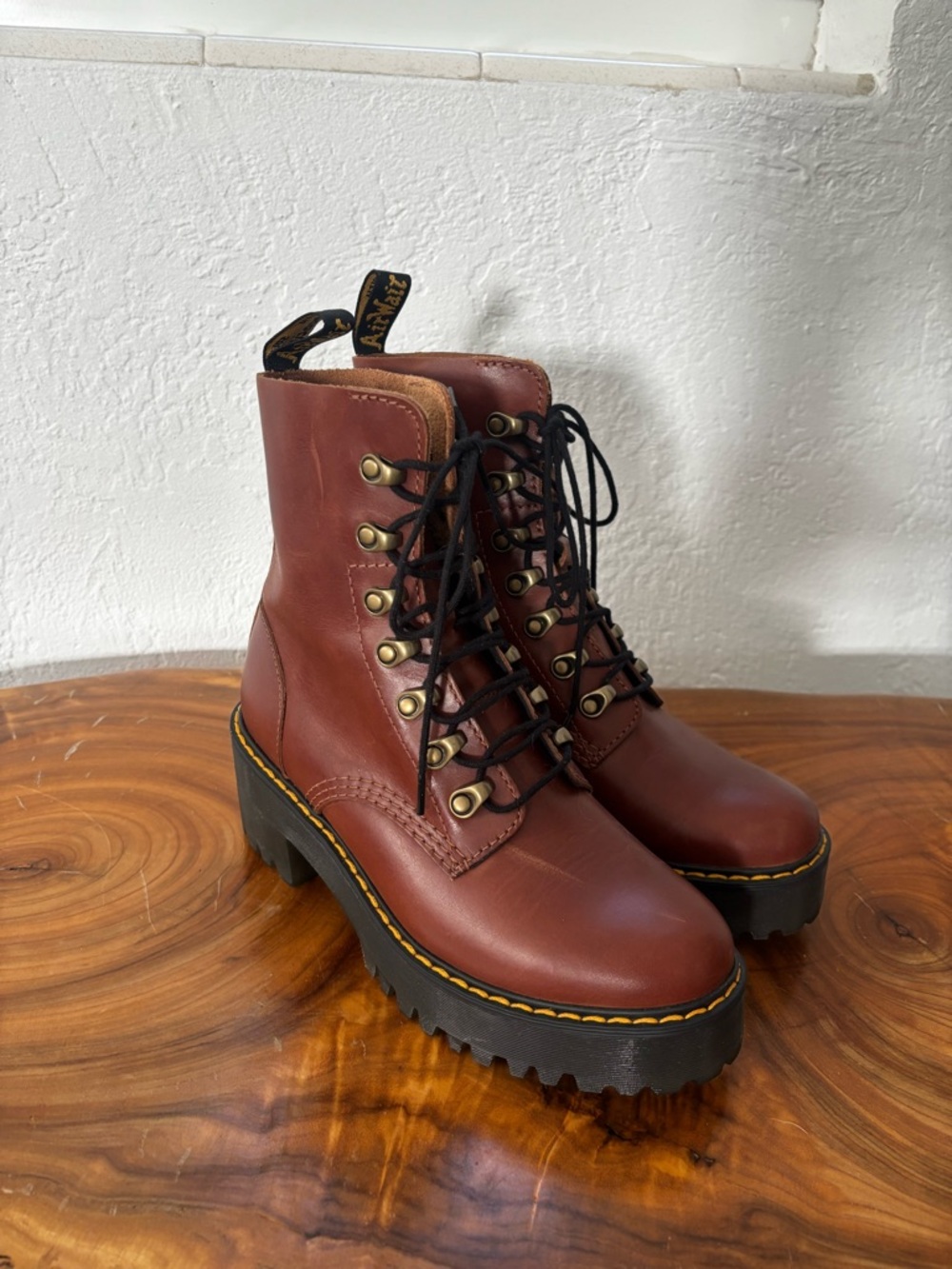 Dr. Martens Leona Women’s Platform Heeled Boots - brown farrier leather size 7